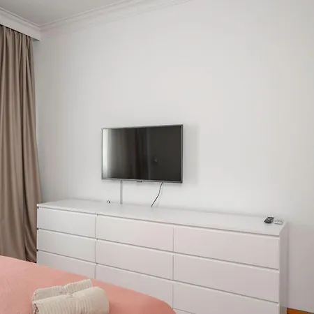Charming 2bd In The Heart Of The By Flat Mаnager Apartment Sofia